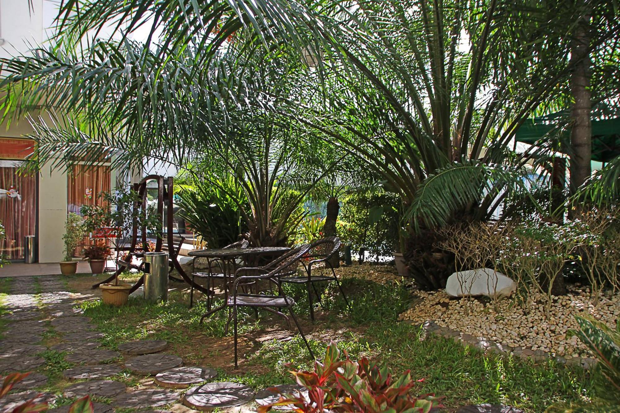 Palawan Uno Hotel Puerto Princesa Екстер'єр фото