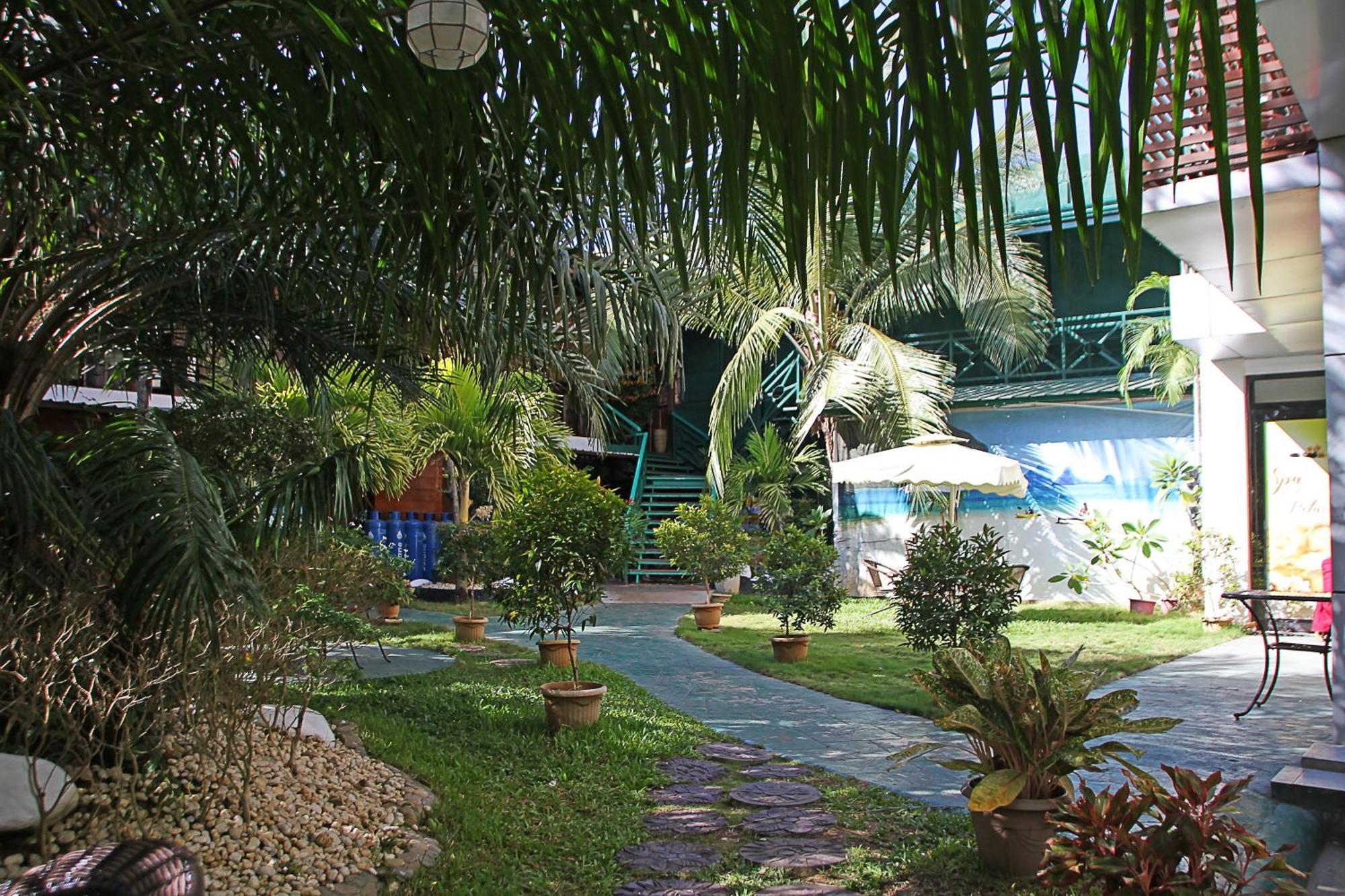 Palawan Uno Hotel Puerto Princesa Екстер'єр фото
