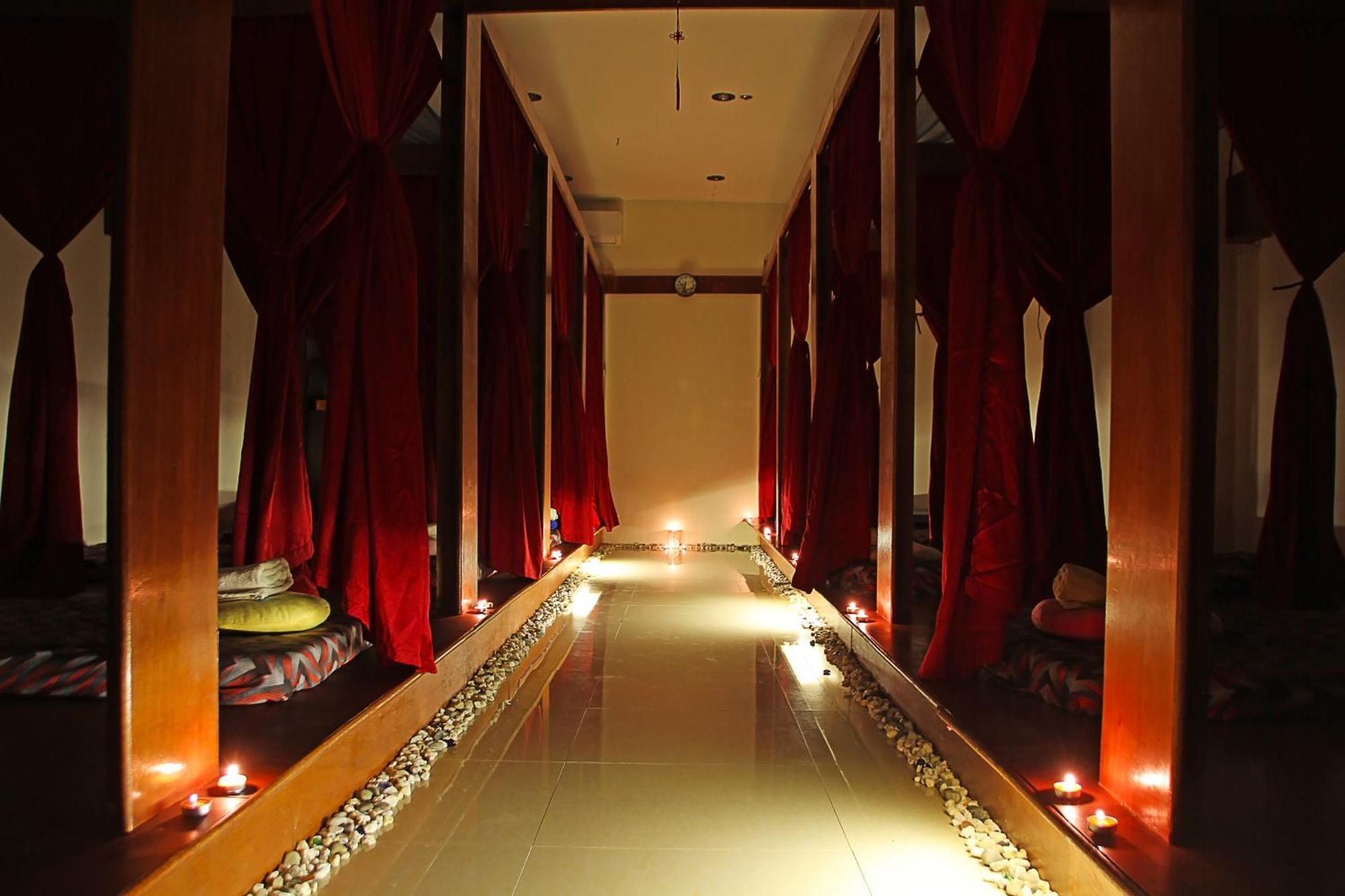 Palawan Uno Hotel Puerto Princesa Екстер'єр фото
