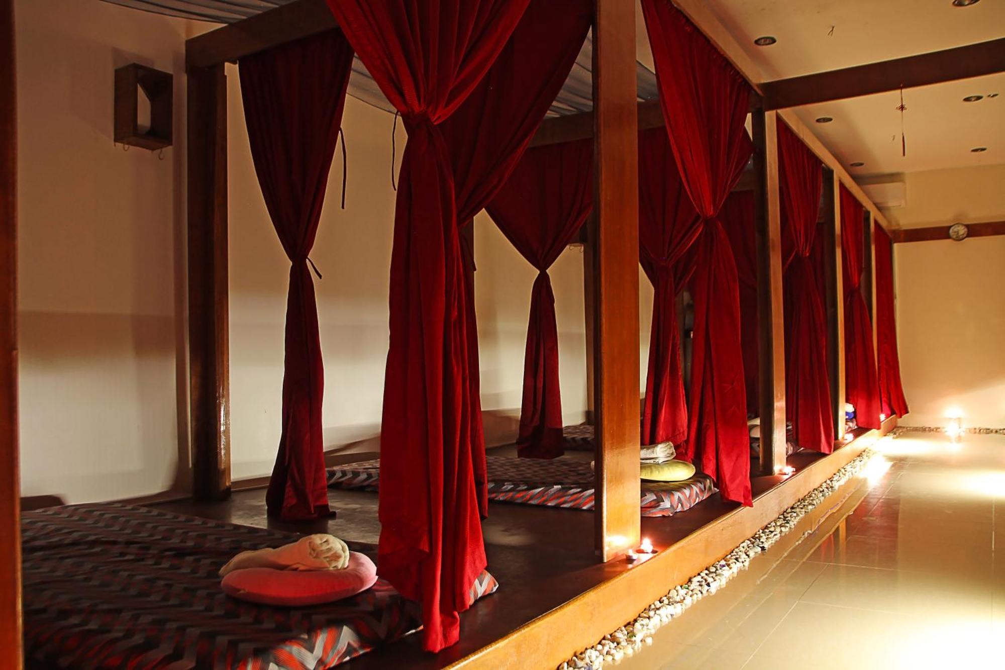 Palawan Uno Hotel Puerto Princesa Екстер'єр фото