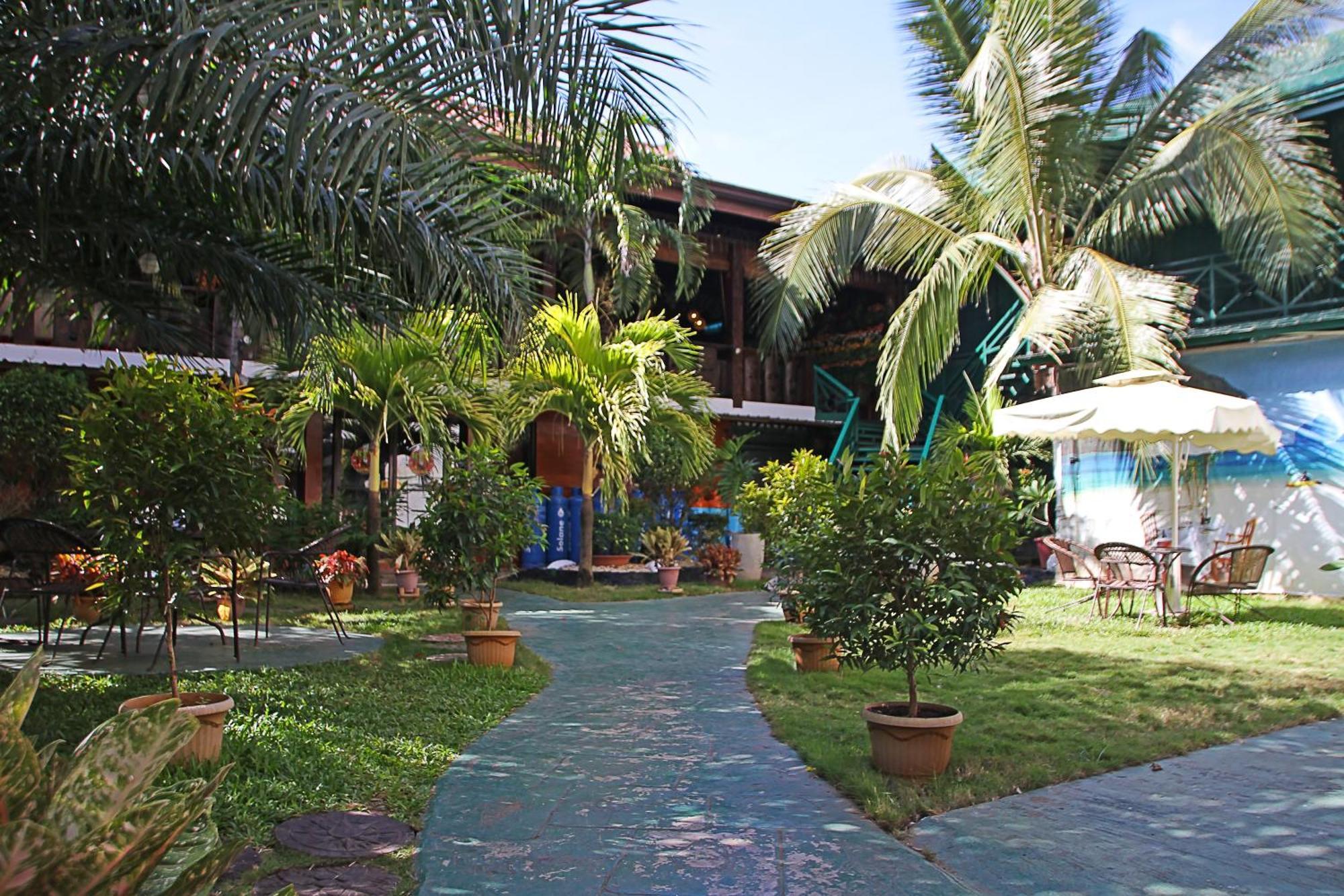 Palawan Uno Hotel Puerto Princesa Екстер'єр фото
