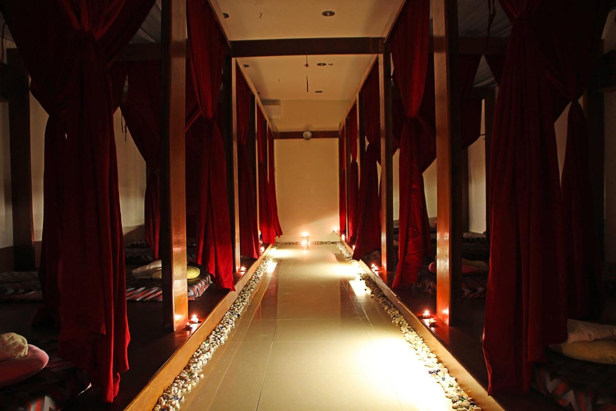 Palawan Uno Hotel Puerto Princesa Екстер'єр фото