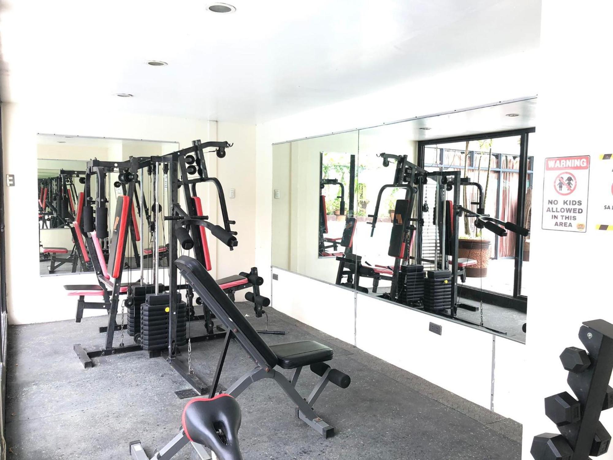 Palawan Uno Hotel Puerto Princesa Екстер'єр фото